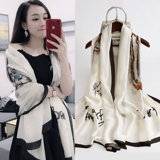 韩版秋冬新款印花真丝桑蚕丝直播爆款丝巾保暖披肩纱巾女士围巾